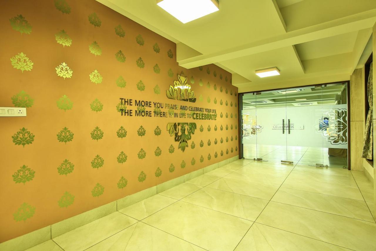 Fabhotel Flora Vastral Ahmedabad Eksteriør bilde