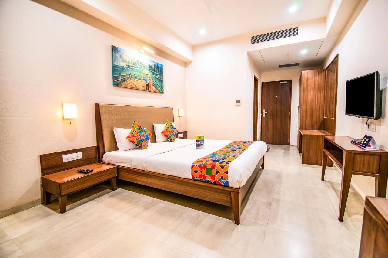 Fabhotel Flora Vastral Ahmedabad Eksteriør bilde