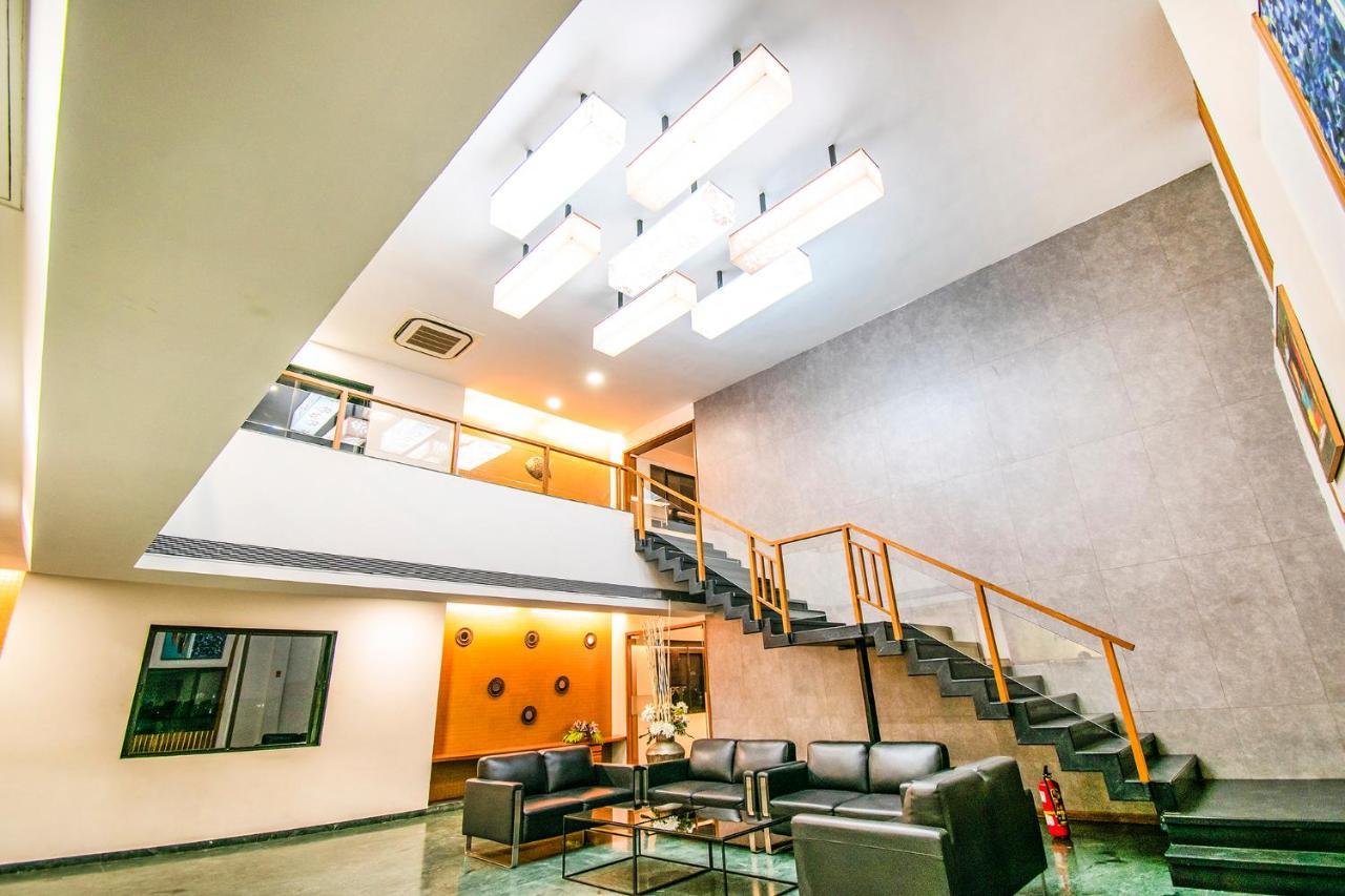 Fabhotel Flora Vastral Ahmedabad Eksteriør bilde